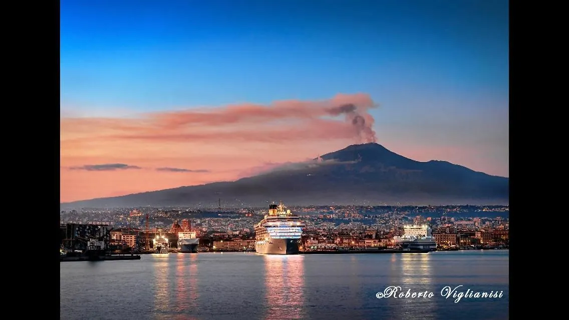 7 BLU Casa vacanze con idromassaggio Aeroporto di Catania Fontana Rossa Italia