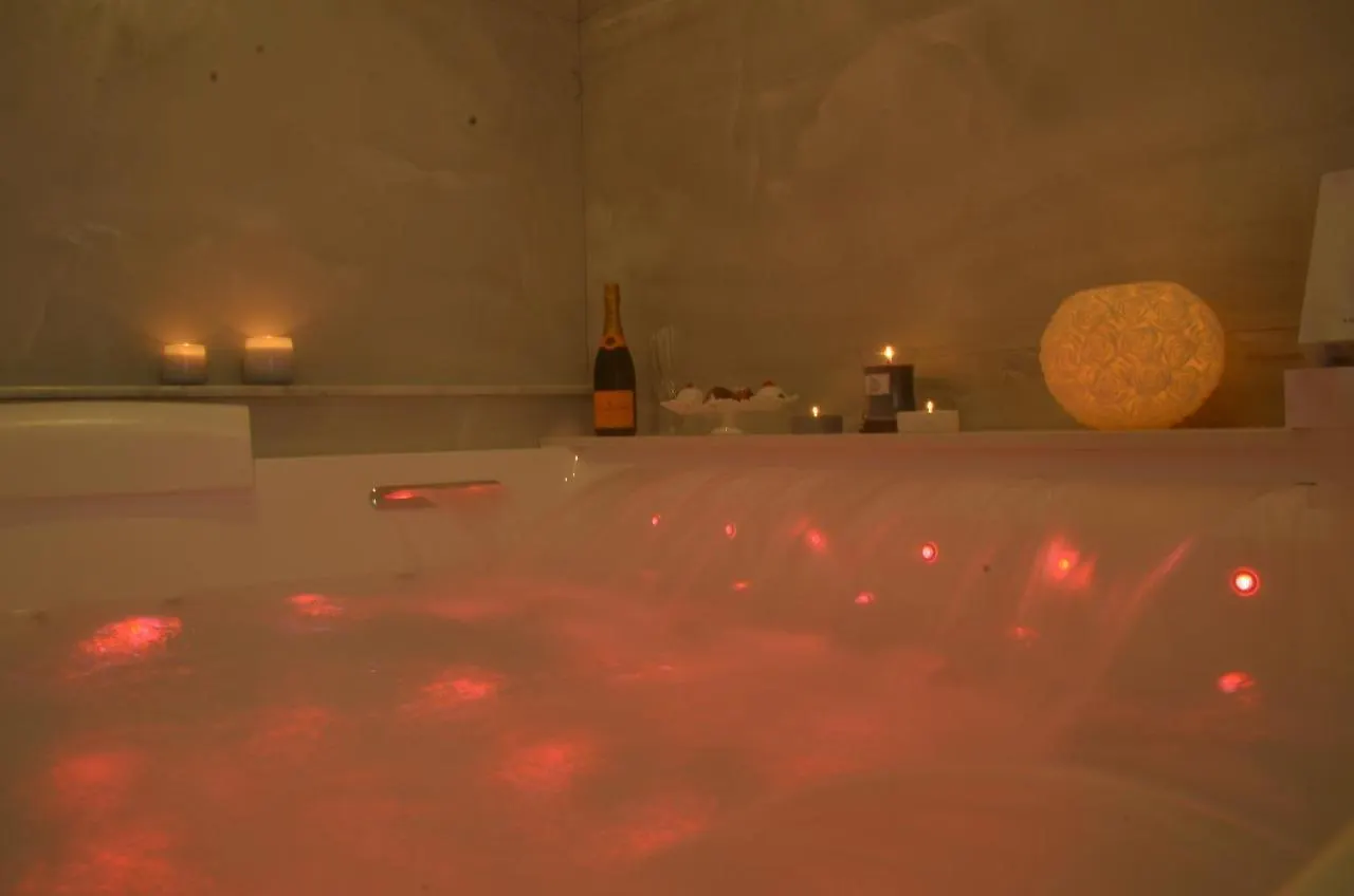 7 Blu Casa Vacanze Con Idromassaggio Catane Italie