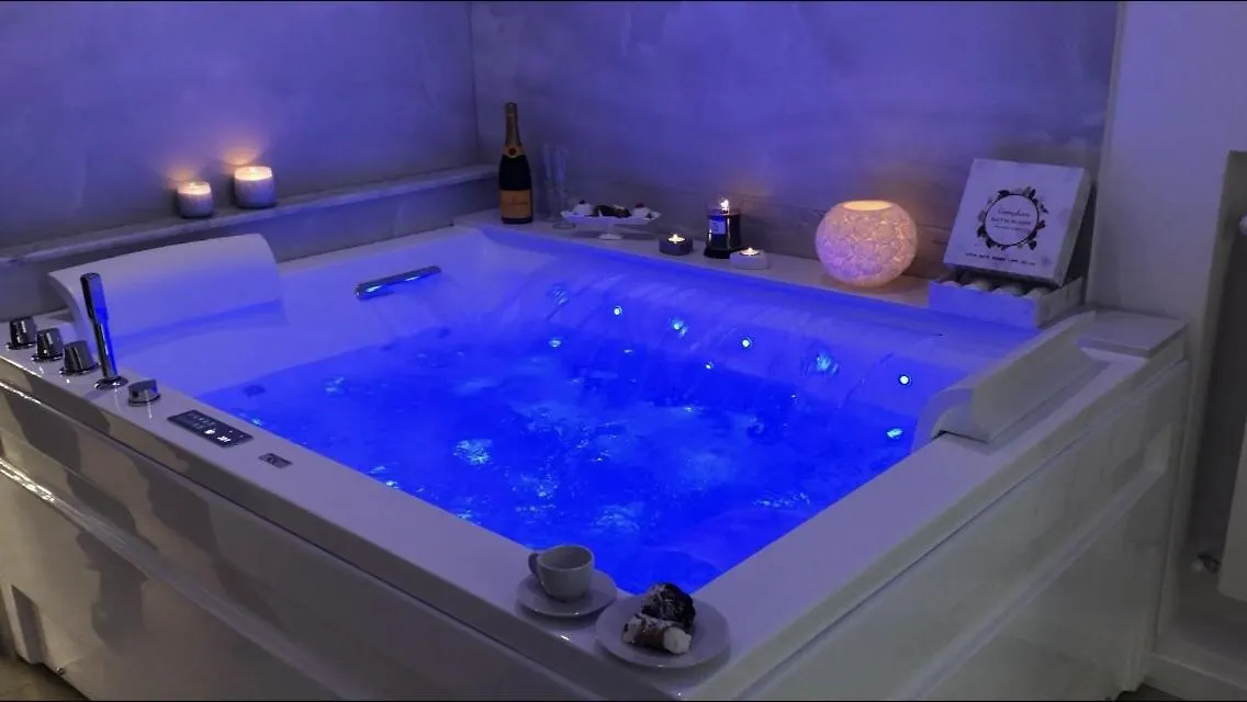 7 Blu Casa Vacanze Con Idromassaggio Catane 0*,  Italie