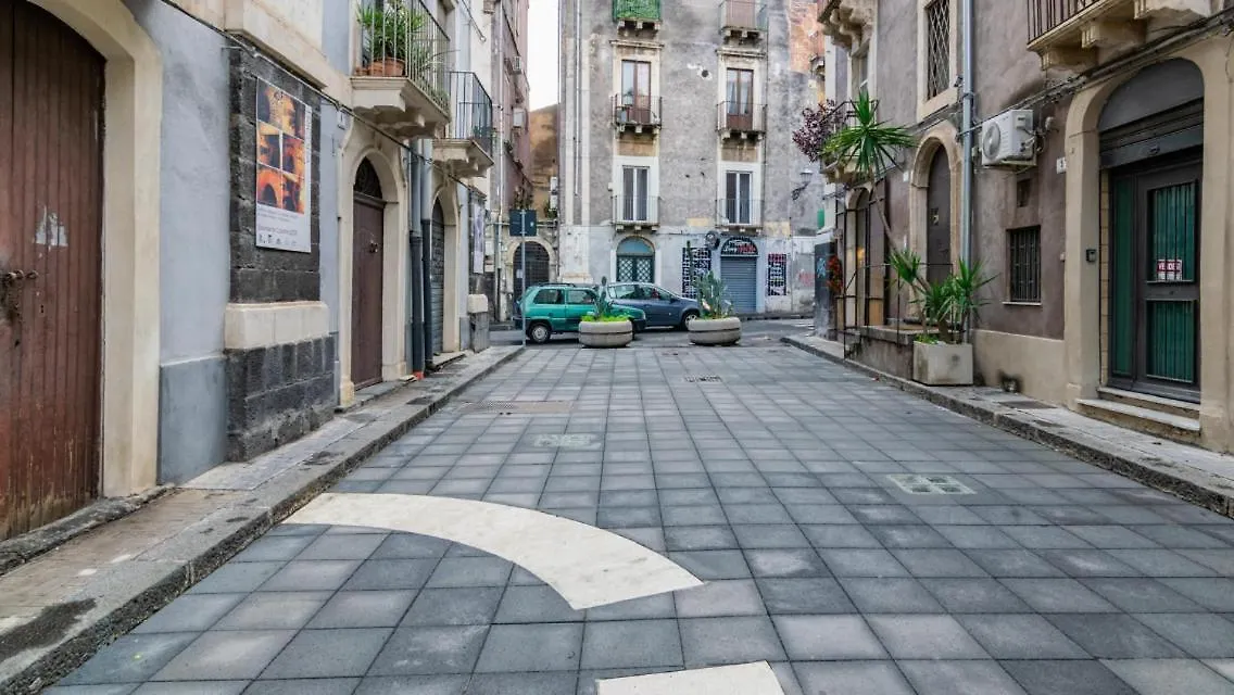 7 Blu Casa Vacanze Con Idromassaggio Catania Italy